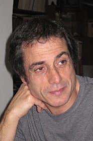 Rogério Jacques dans le rôle de Dieb