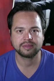 Héctor Torres as Saúl