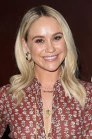Becca Tobin as Stephanie