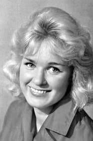 Svetlana Kharitonova as Irina