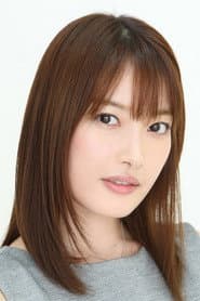 中山絵梨奈 في دور Mayu Inamori / Kamen Rider Mage