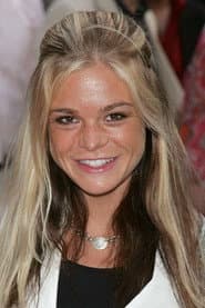 Ellen Muth as George Lass