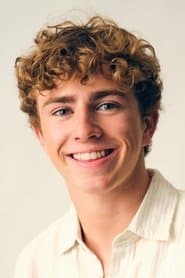 Walker Scobell في دور Young Adam