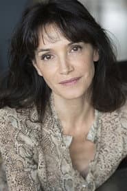 Cécile Pallas في دور Chantal Langlois