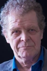 Thierry Bosc as Le père de Pierre (voice)