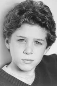 Gideon Jacobs في دور Buzz McCallister