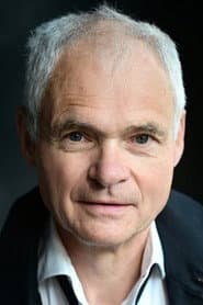 Neven Nöthig as Richard Custer