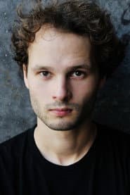 Hauke Diekamp في دور Christian