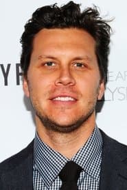 Hayes MacArthur في دور Kyle Cooper