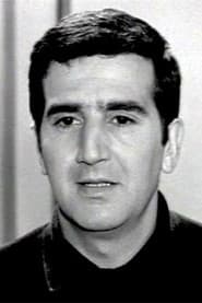 Γιώργος Κωνσταντίνου في دور Iordanis Stekas
