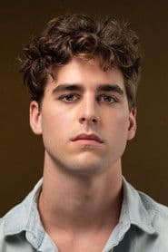 William Magnuson dans le rôle de Lucas Page