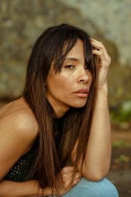 Jeska Lee Ruiz dans le rôle de Pechugona