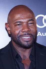 Antoine Fuqua dans le rôle de Self (interviewer)
