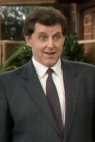 Andrew Tourell في دور Constable Cummings
