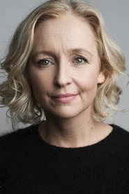 Jo-Anne Stockham في دور Lucy
