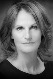 Gwyneth Strong dans le rôle de Mary Valley