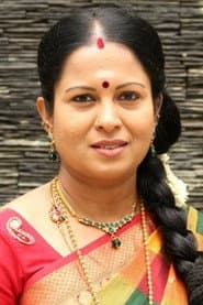 Rindhu Ravi في دور Yazhini's mother