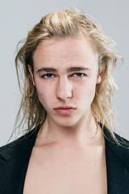 Louie Swain في دور Self