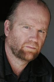 Thomas F. Duffy في دور Sam Moxon