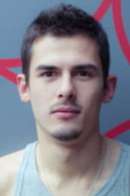 Андрей Дементьев dans le rôle de Henry / Slick Dmitry