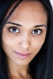 Reena Lalbihari في دور Samaira