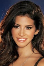 Hope Dworaczyk Smith في دور Nadja