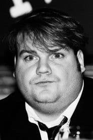 Chris Farley dans le rôle de Security Guard