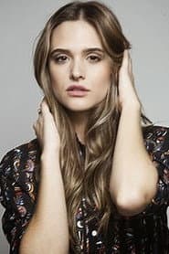 Juliana Paiva as Tize