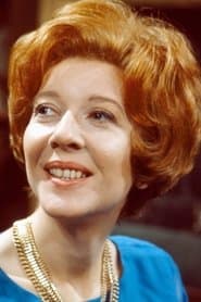 Rosemary Martin في دور Mrs. Durbeyfield