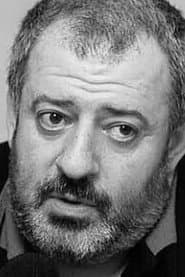 Мамука Кикалейшвили في دور Moisha Sepiashvili