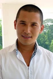 Siddharth Lama dans le rôle de Rimpoche (Unnikuttan)