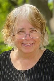 Jane Yolen في دور Narrator