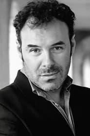 Sean Chapman dans le rôle de Mark