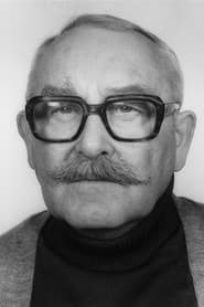 Jiří Pleskot as pan Pučálek