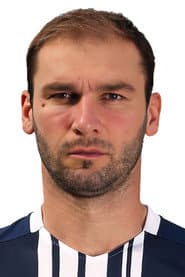 Branislav Ivanović dans le rôle de Self