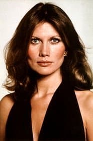 Maud Adams في دور Andrea Anders