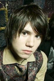 Ryan Ross dans le rôle de Self - Guitar, Vocals