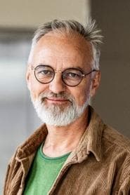 Björn Kjellman dans le rôle de Anders Schyman