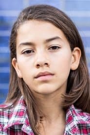 Luna Mwezi dans le rôle de Girl 1(uncredited)
