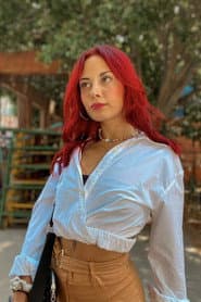 Iara Ciccone as Afrodita/Atenea/Artemisa