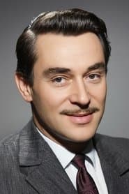 Eşref Kolçak في دور Eşref Bey