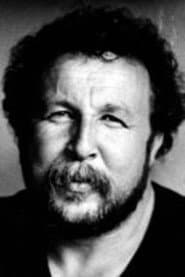 Jaime Osorio Gómez dans le rôle de Sgt. Lorenzo the Tracker