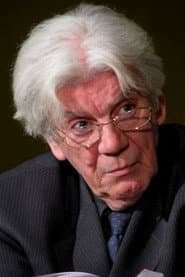 Ryszard Nawrocki dans le rôle de kapitan mrówek (voice)