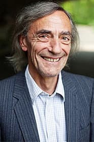 Adolfo Assor في دور Spider Specialist