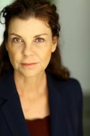 Julie Haught dans le rôle de River Woman