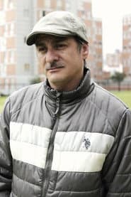 Carlos Hurtado dans le rôle de Ricardo Osorio