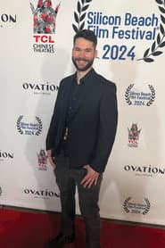 Benjamin Mehr dans le rôle de Young Barker