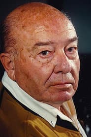 Vicente Escrivá dans le rôle de (uncredited)