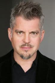 Jesse Henecke dans le rôle de Grant Barker