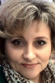 Larisa Firsova dans le rôle de woman with dachshund